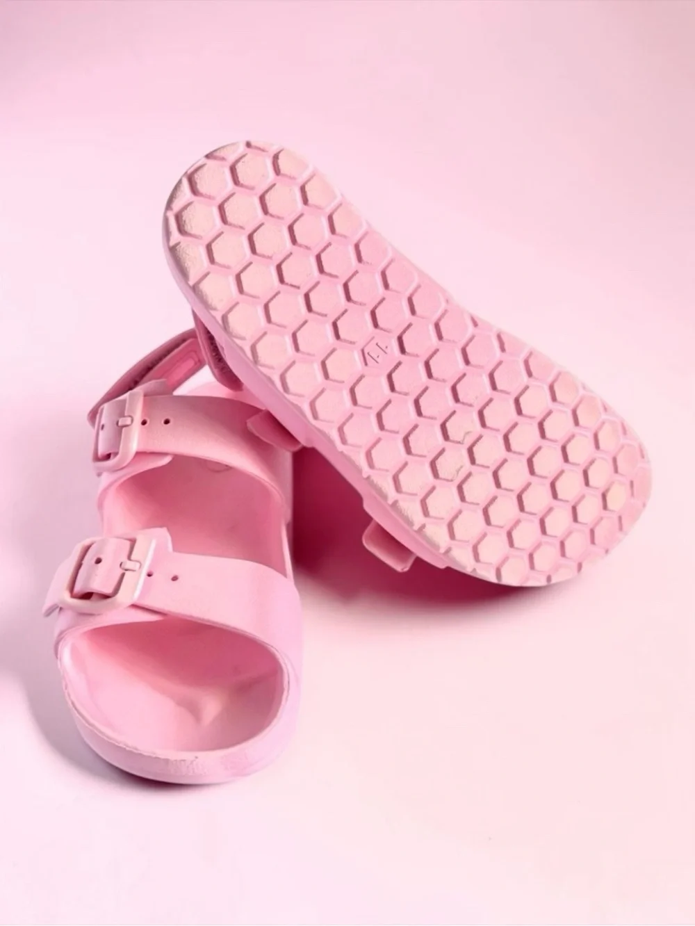 Cat & Jack Toddler Girls Sandals Bubblegum Pink Comfort Size 11 EUC